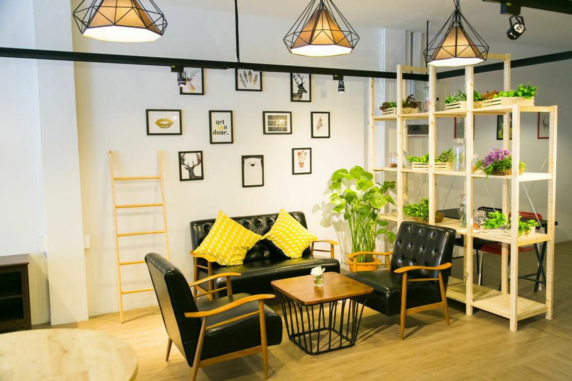 방콕 Folk Poshtel Silom B&B 외부 사진
